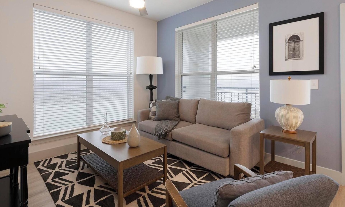 Garland Apartment | Landing | Stylish 2BD, Clubhouse, Gym