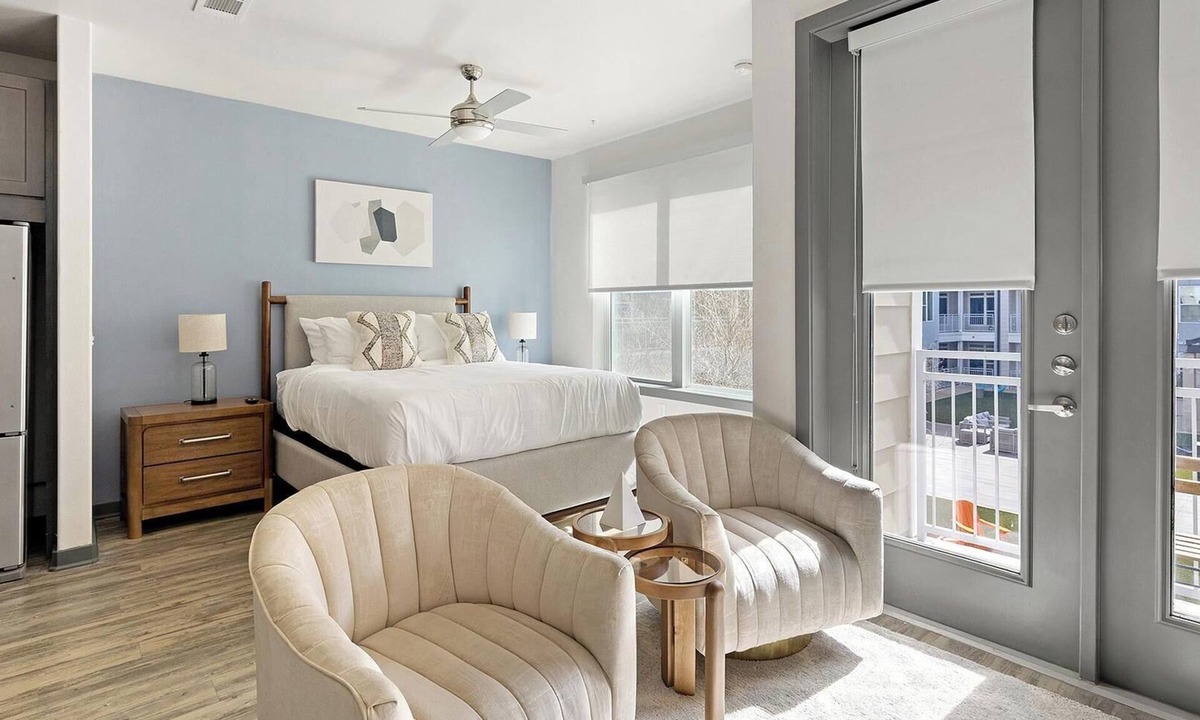 Fort Worth Cultural District Apartment | Landing | Stylish Studio, Gym, Game Room