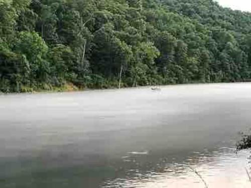 Eureka Springs House | Large 6BR Home on White River, WiFi, Sleeps 12