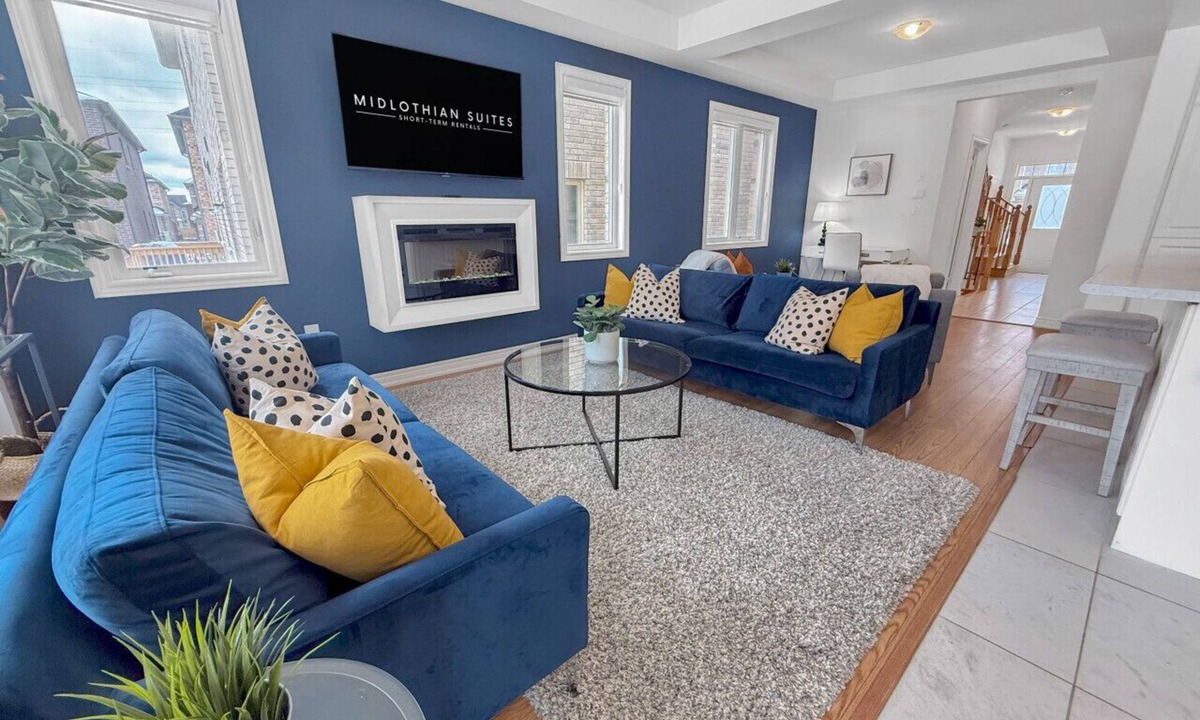 Watertown House | Large & brand new, centrally located | GN
