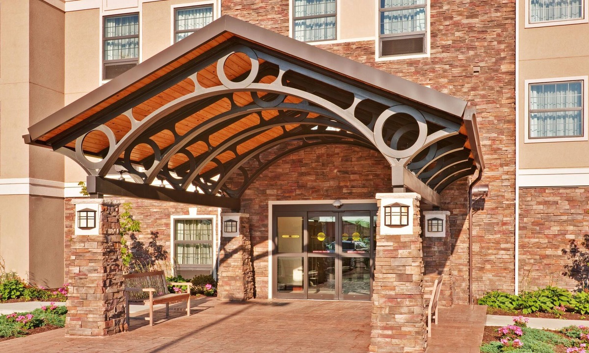 West Seneca Apartment | Largest 2-BR Suite, Sleeps 7 Near Buffalo