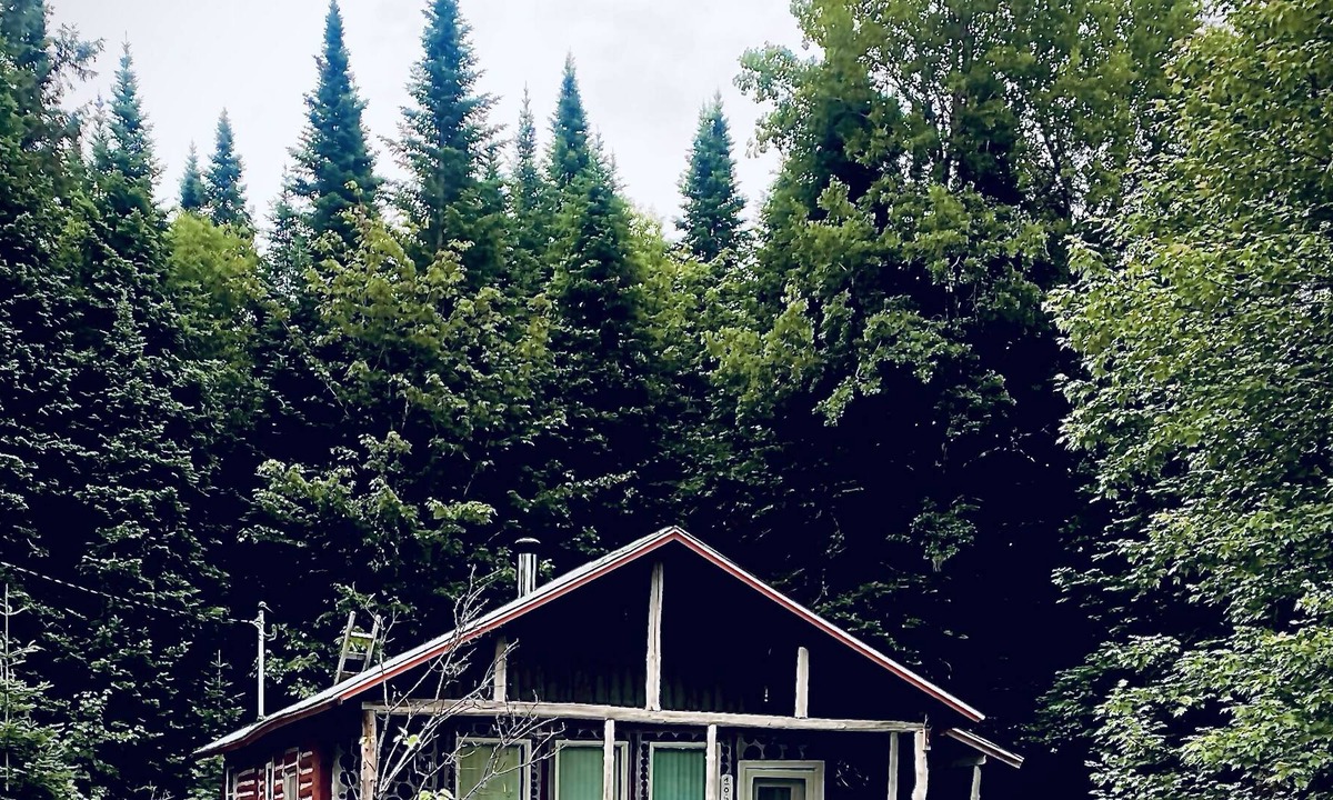 Notre-Dame-de-Montauban Ski Chalet | Le Milouka