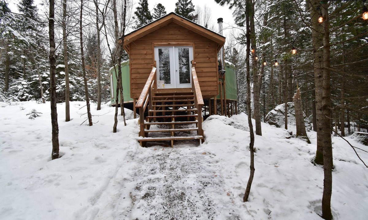 Val Morin Hostel | Le Partage Lodge