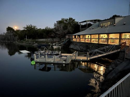 Jacksboro House | Lodge for Adventure Glamping for Families or Large Groups on Lake Godstone, Texas