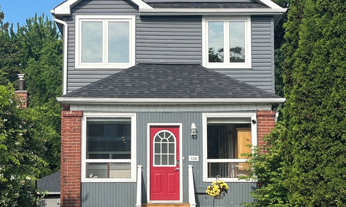 Mimico House | Lovely home, perfectly situated, fifteen minutes to World Cup Venue, BMO Field!