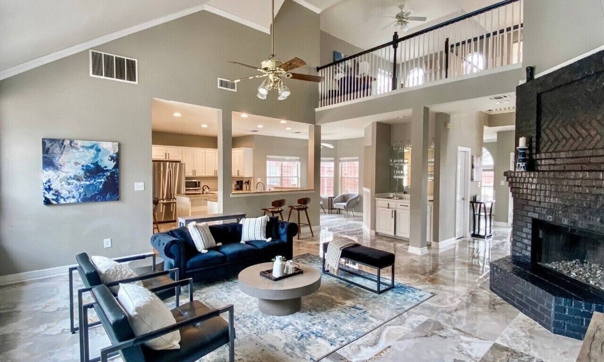 Irving House | Lovely Large Home nicely Updated in Central Location