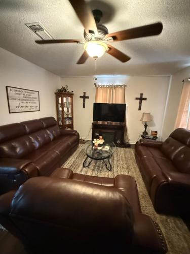 Center House | Macks Place