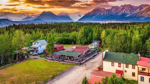 Kennicott Resort | McCarthy Lodge Resort