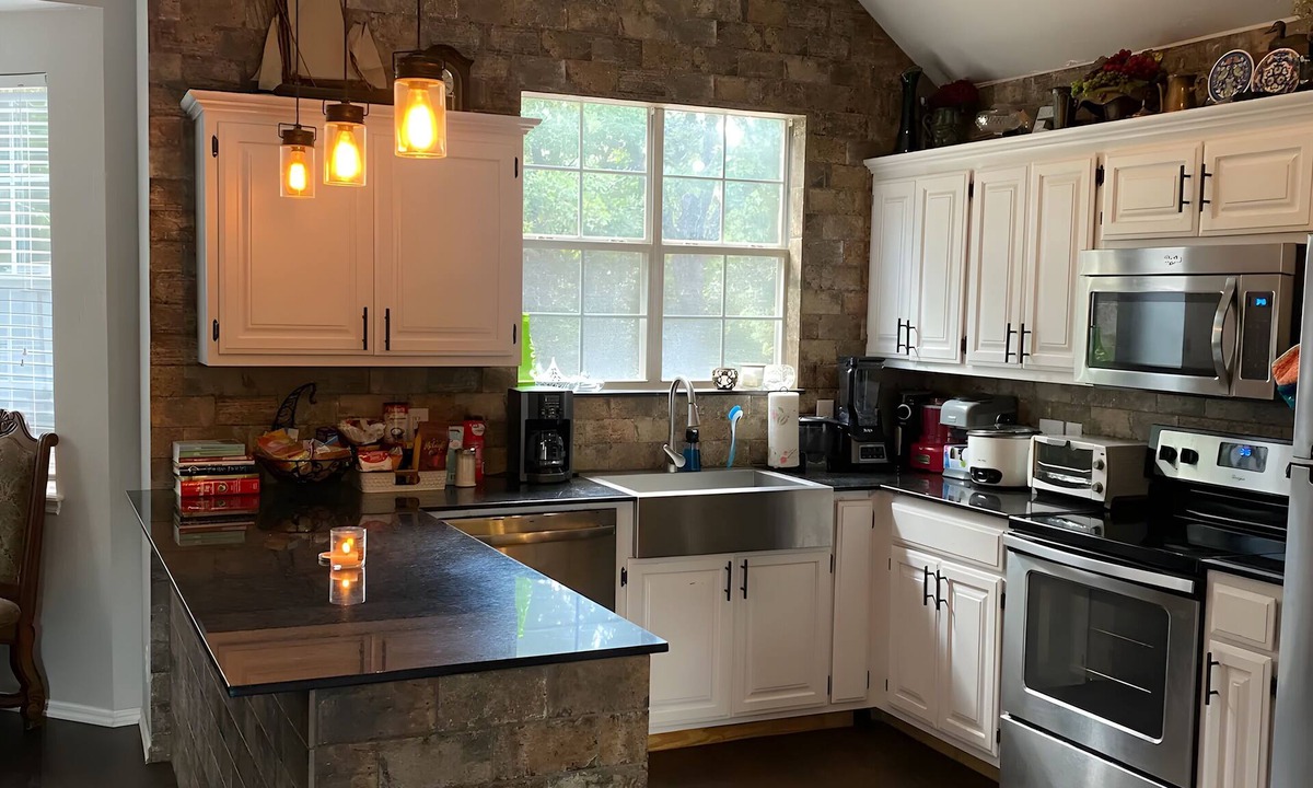 Edmond Other | MeMe's B&B in the Forest- Pool and Spa!