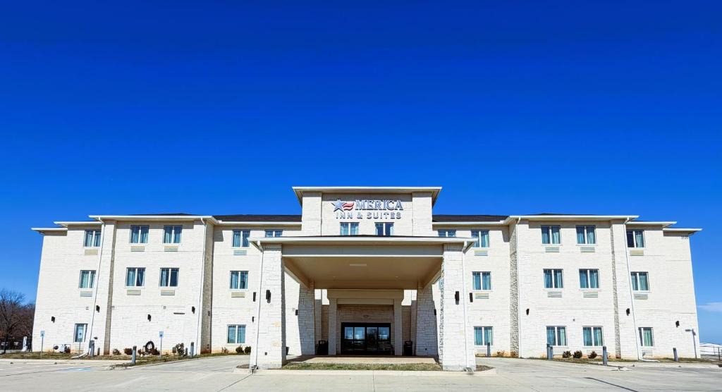 Wills Point Hotel | Merica Inn & Suites