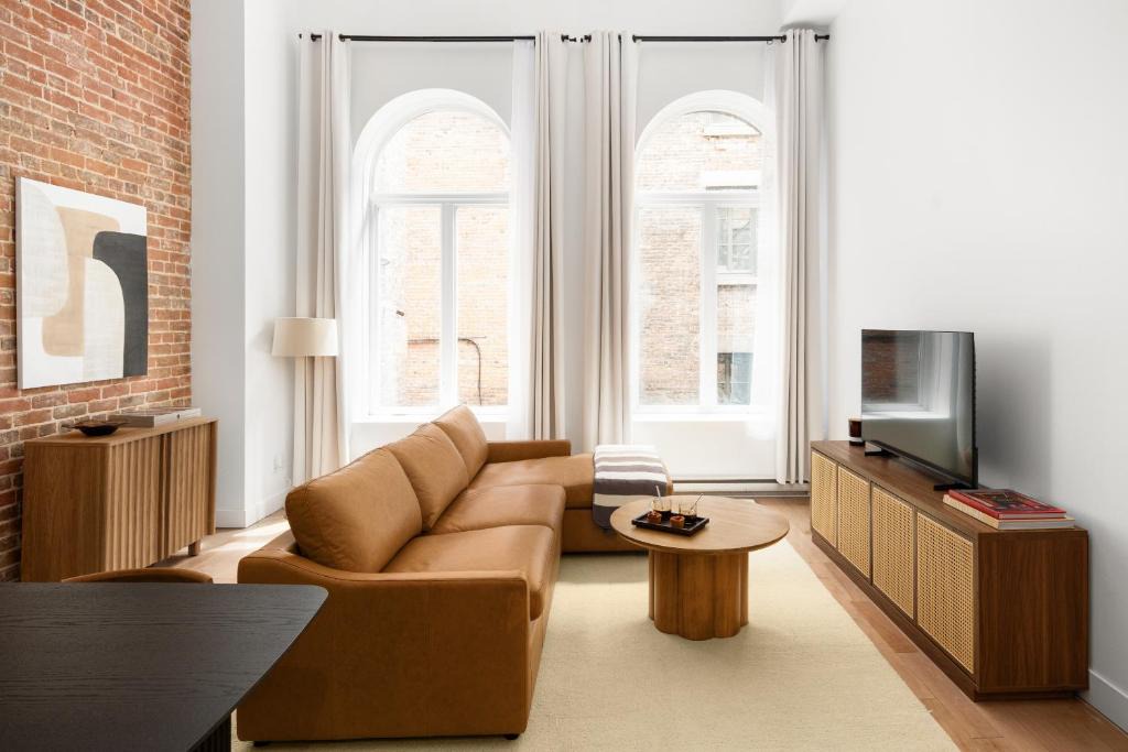 Old Montreal Apartment | Merrill Lofts Collection - Old Montreal