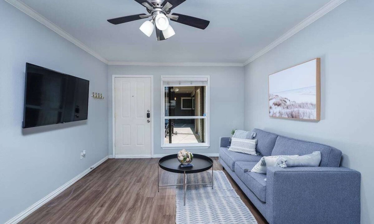 Old East Dallas Condo | Modern 2BR/1BA Condo in East Dallas - Near Uptown and Deep Ellum