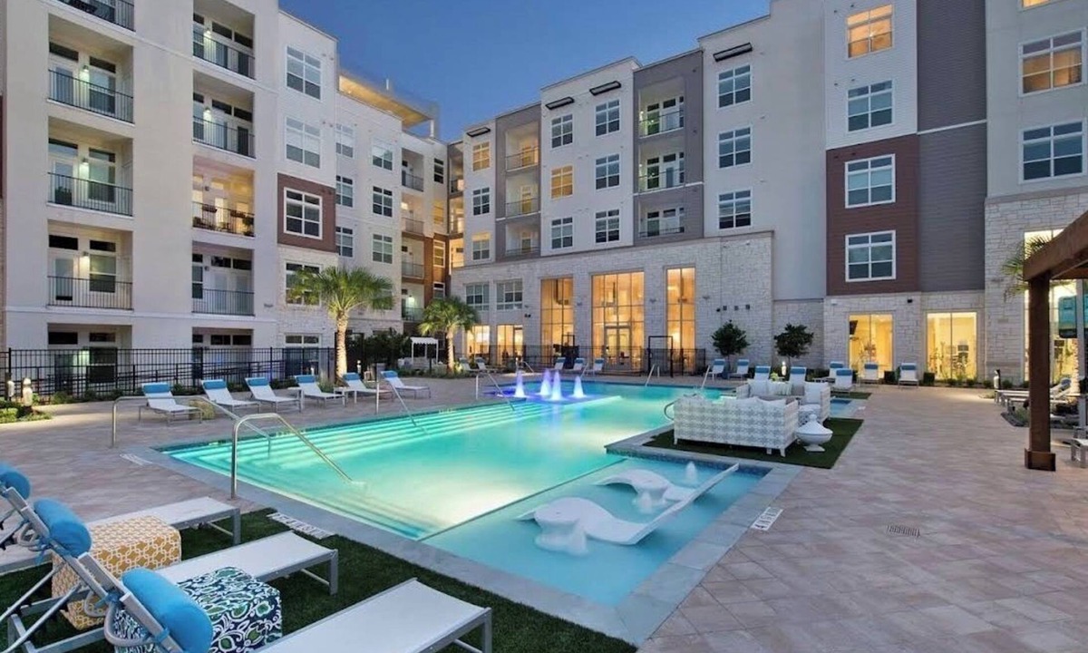 Woodlake - Briar Meadow Apartment | Modern 3BR Bayou Retreat Pool Gym Balcony in Houston