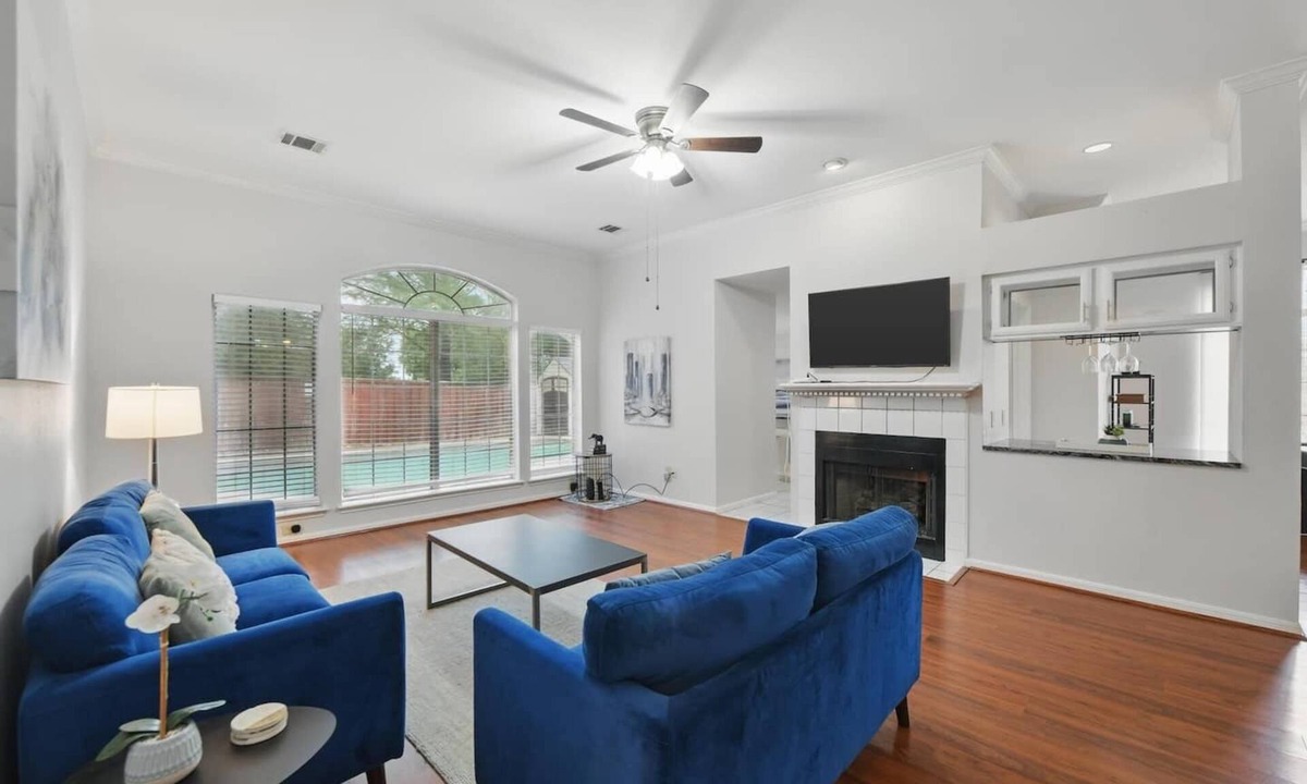 Flower Mound House | Modern 4BR Pool Home | Flower Mound ISD