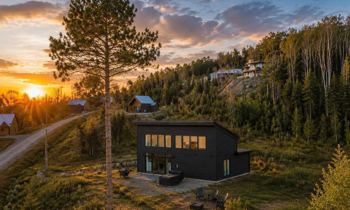 Saint Come Ski Chalet | Modern Comfort | SPA | Mountain | Chalet KNOX