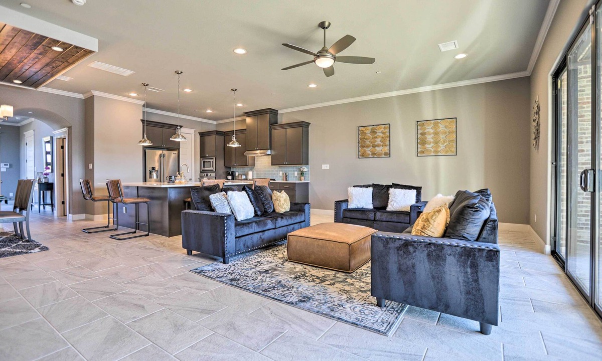 Montgomery House | Modern Lake Conroe Escape w/Grill & Boat Slip!