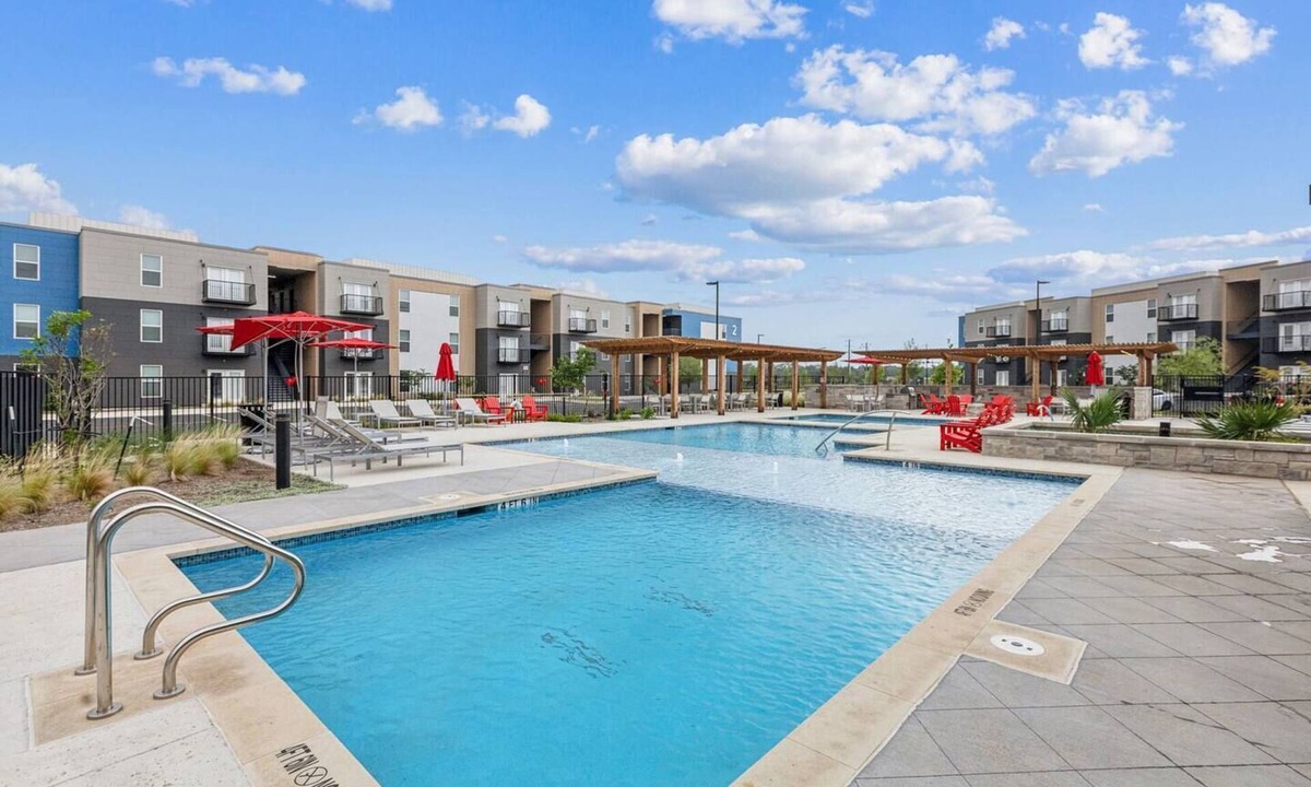 Marble Falls Apartment | Modern NEW 1 BDRM 1 Bath apartment in beautiful Marble Falls mins to hospitals