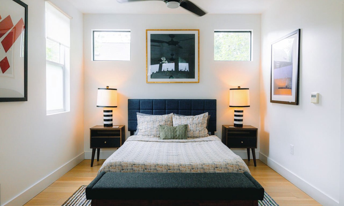 Chestnut Apartment | Modern Private Quiet East Austin Studio
