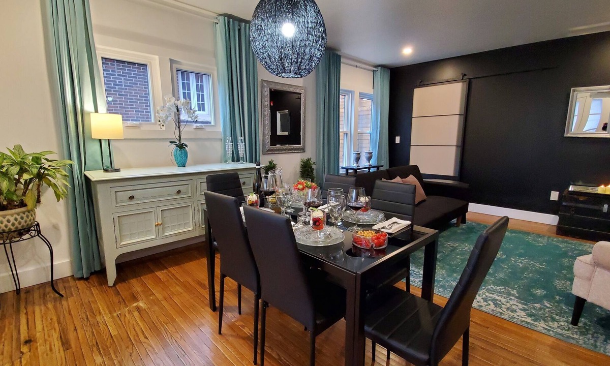 Niagara Falls Apartment | Modern Riverview Apartments Near Niagara Falls, Walk Everywhere + Parking!