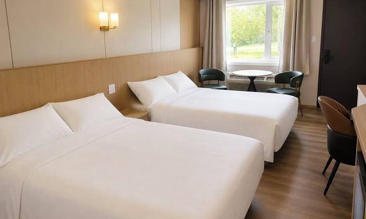 Mont-St-Hilaire Hotel | Motel Le Transit
