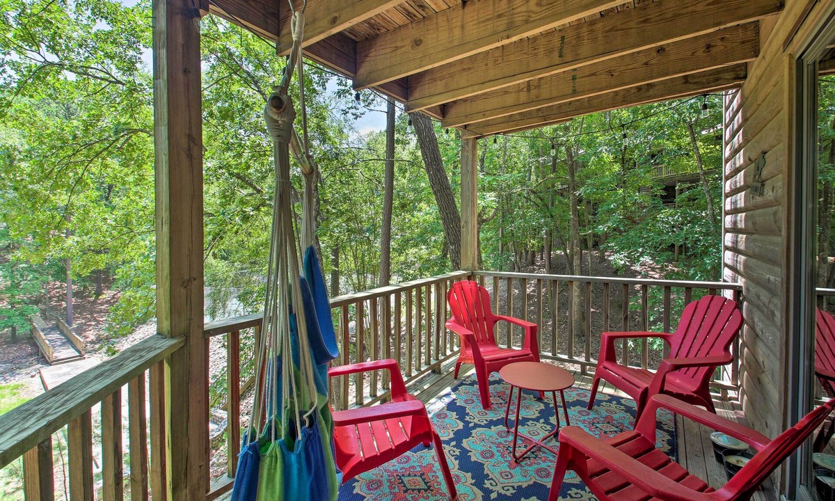 Mount Ida Condo | Mount Ida Condo w/Balcony + Resort Amenities