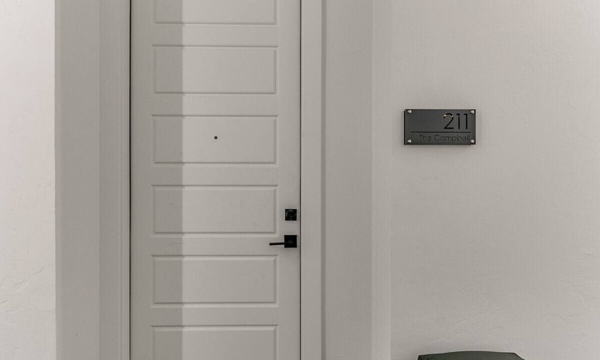 Edmond Apartment | New LUX 2Bed Apt @ UCO
