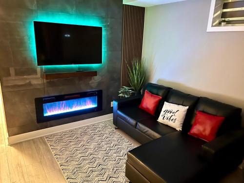 Niagara Falls Apartment | Niagara Getaway across Fallsview