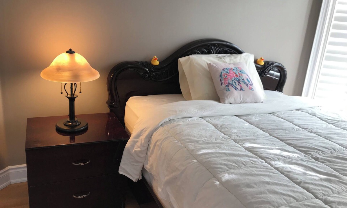 Aurora Apartment | Nice clean Cozy new renovated basement apartment with separate entrance