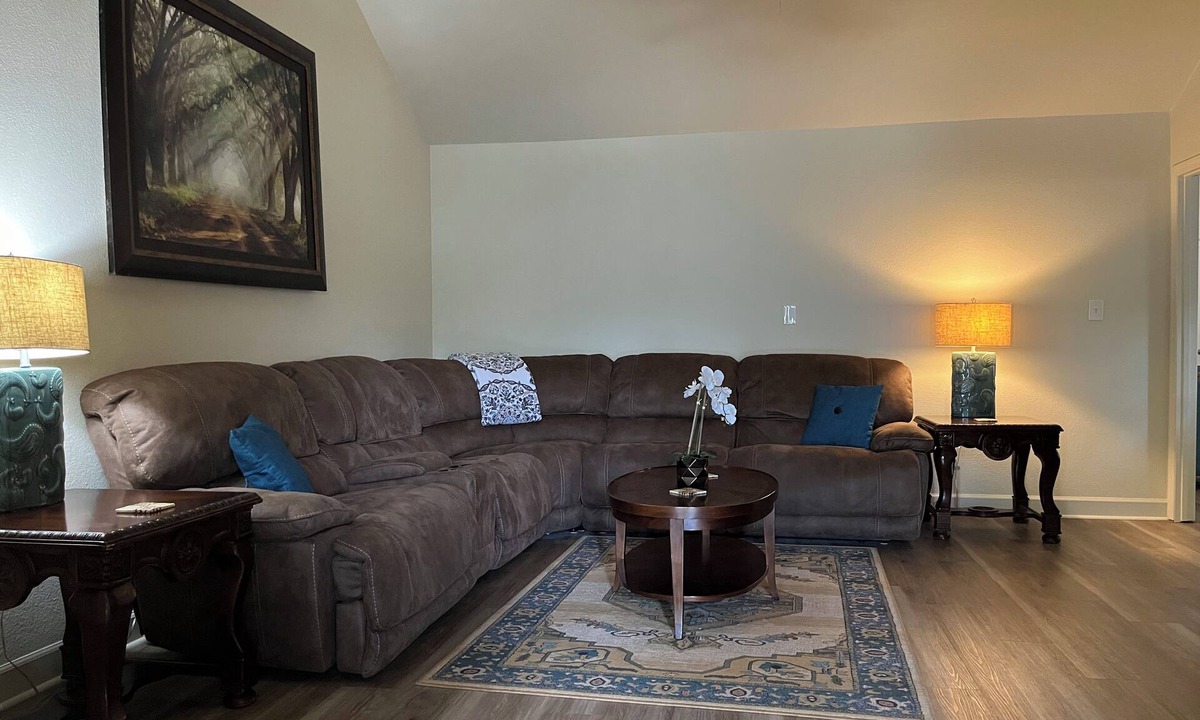 Malbis House | Oak Haven!