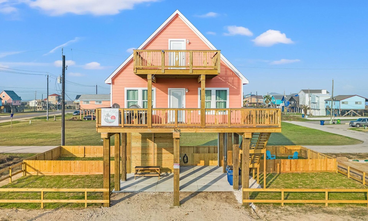 Surfside Beach House | Ocean & Bay Views, Steps To The Beach, EV Charging, LG Fenced Yard, Fire Pit