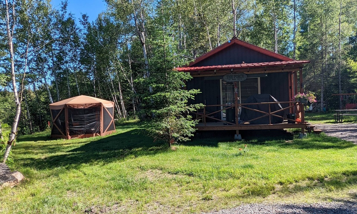 Garson Cabin | Off grid Rustic Cabin
