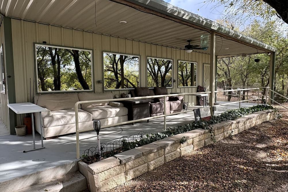 Graford Cabin | Overview Captain's Cabin | Perfect for Water Activities