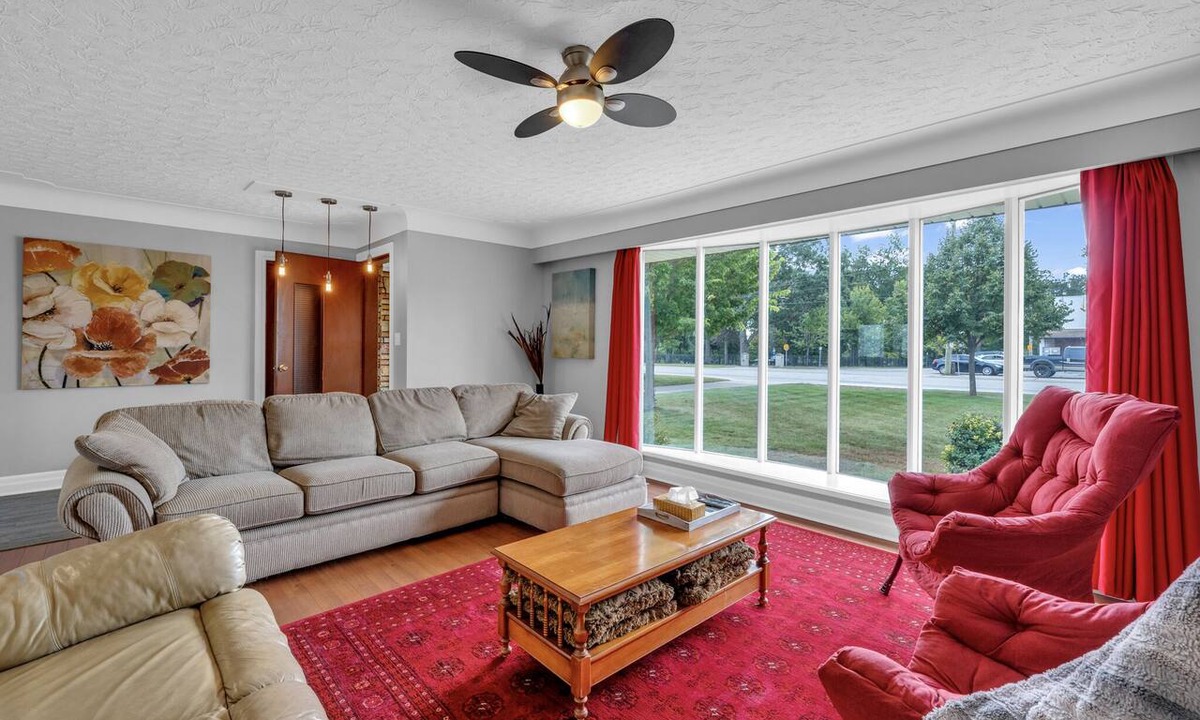 Ruthven Apartment | Park Bungalow #4 - Seacliff Beach Suites