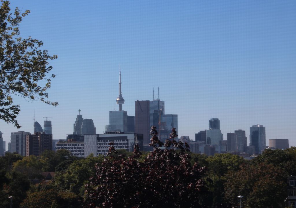 Riverdale House | Parkview One Bedroom plus Den in Riverdale