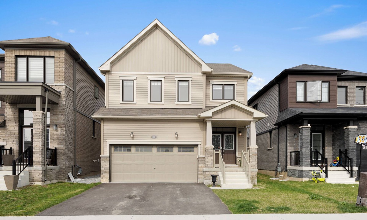 Thorold House | Perfect New 4BR | Niagara Falls Region