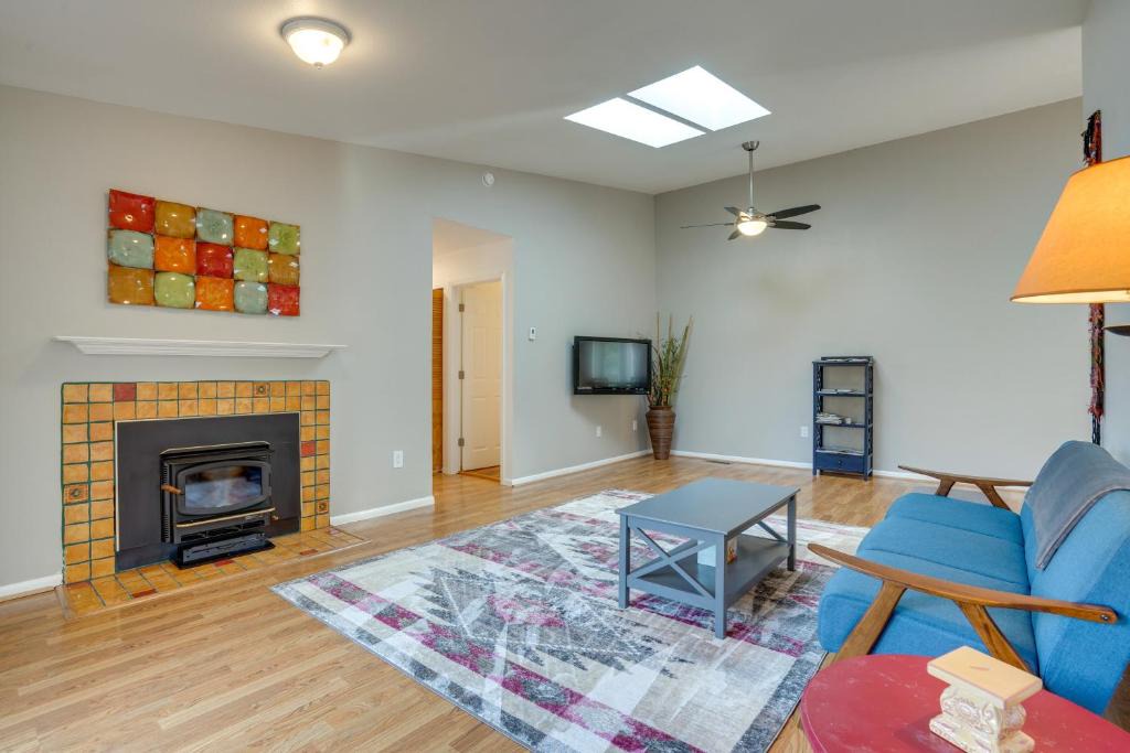 Scenic Foothills House | Pet-Friendly Anchorage Home - 8 Mi to Downtown!