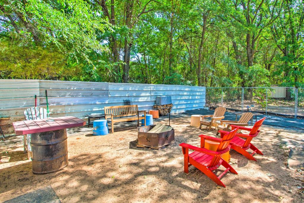 Kingston House | Pet-Friendly Kingston Getaway with Boat Dock!