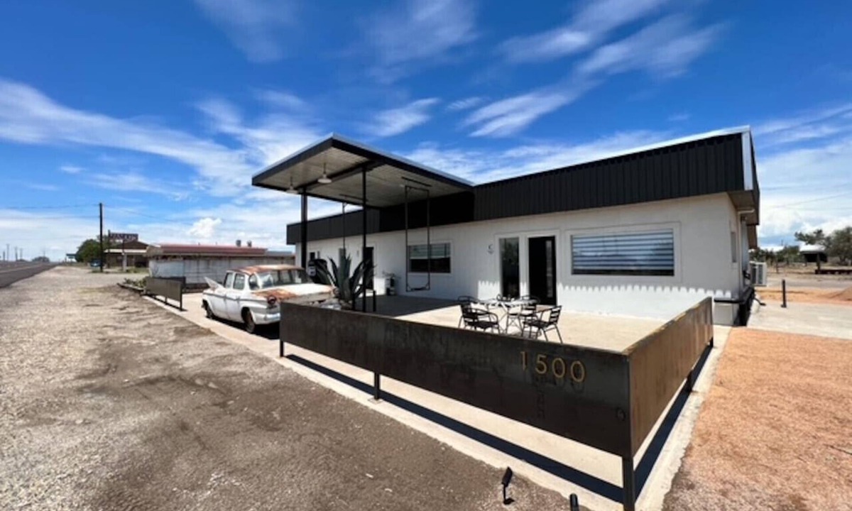 Marfa House | Pik-Pak - E - Whole Enchilada