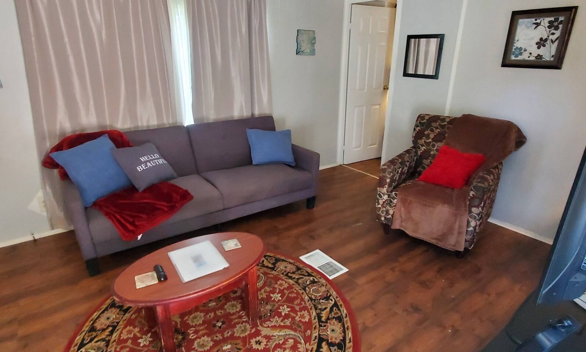 West Monroe Apartment | Plenty of space for that extended stay! 3 Beds!