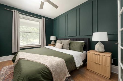 Brockton Village House | Private 2 Storey Home with 3BR-2BA by Queen West