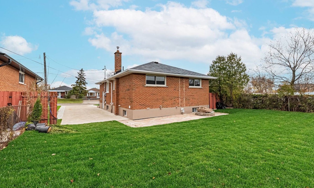 Hamilton Apartment | Private 3-bedroom Apartment with King/Queen/Bunks