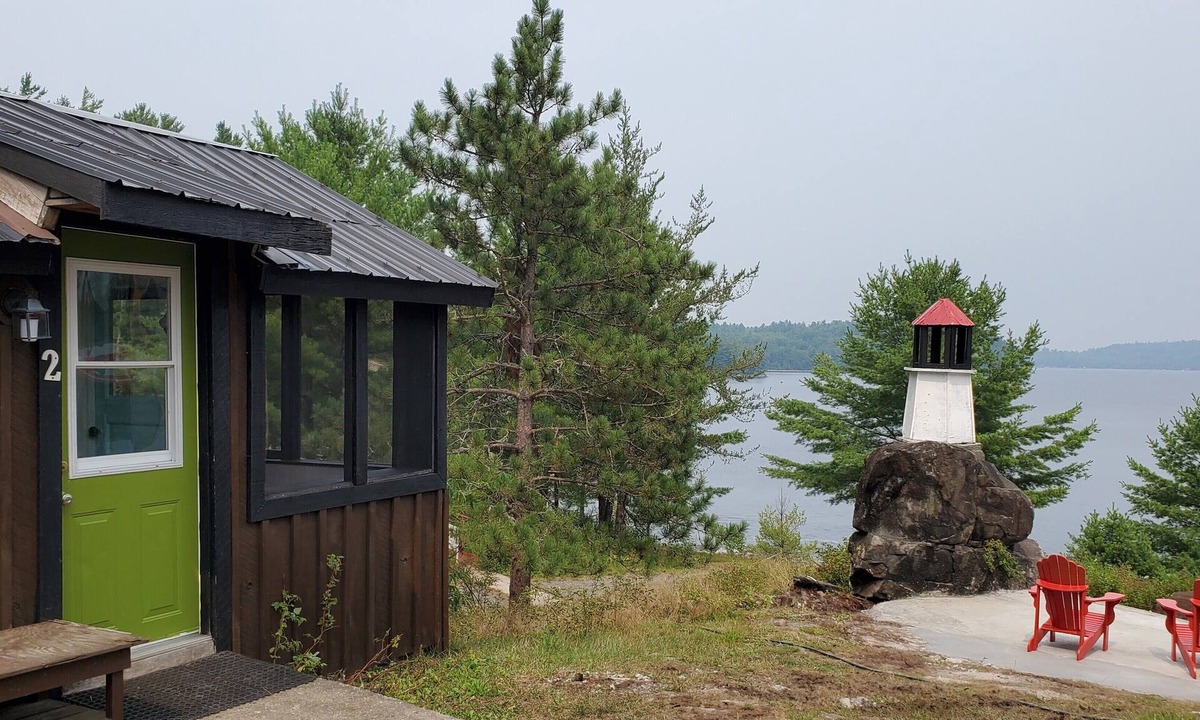 Washagami Cabin | Red Pine Cabin at Pine Falls Lodge