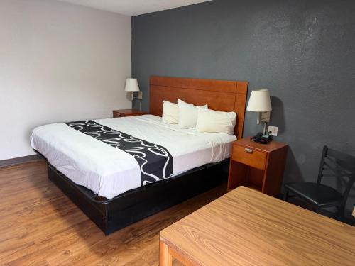 Muskogee Hotel | Regency Inn