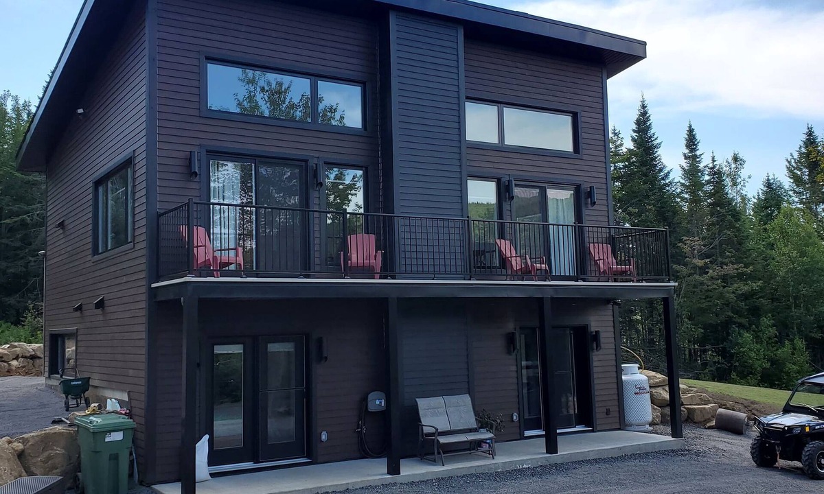 Chateau-Richer Ski Chalet | Relaxation & Comfort | Chalet Sault a la Puce