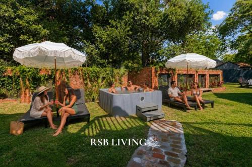 Lakeview  Jefferson County House | Relaxing Getaway with Private Hot Tub 7 Br 4 bath