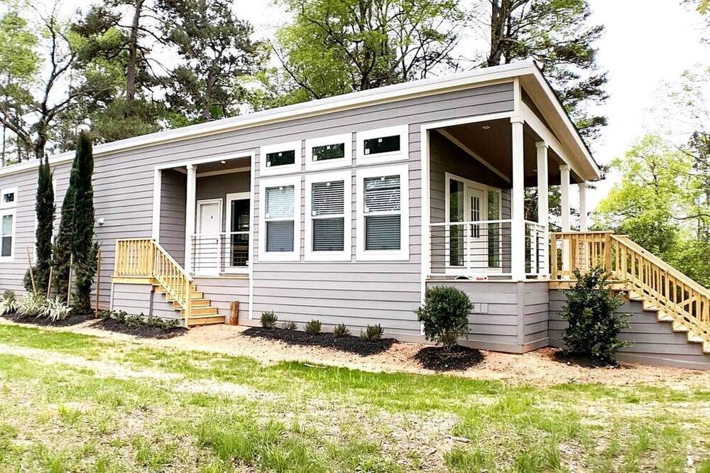 Willis Cabin | Remarkable Tiny House, Texas Vacations for Families