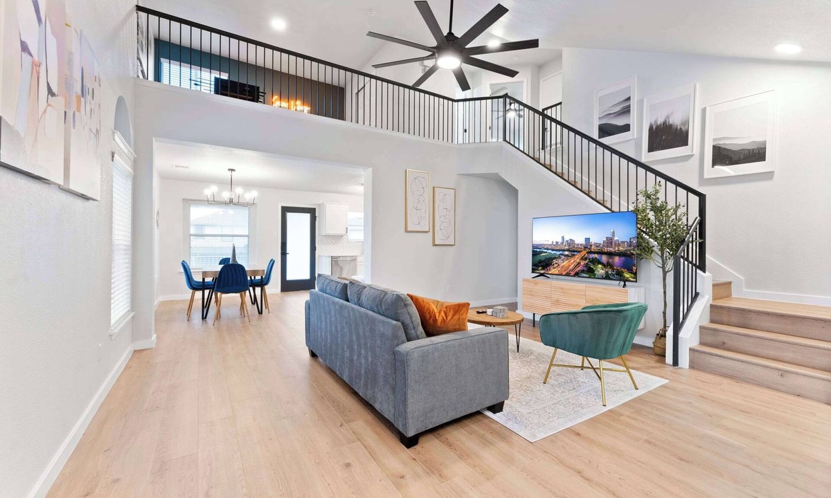 Pflugerville House | Remote Work Friendly | King Beds | Fast WiFi | 3BR