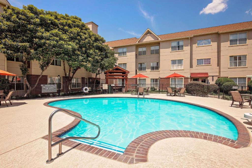 North Arlington Hotel | Residence Inn by Marriott Arlington
