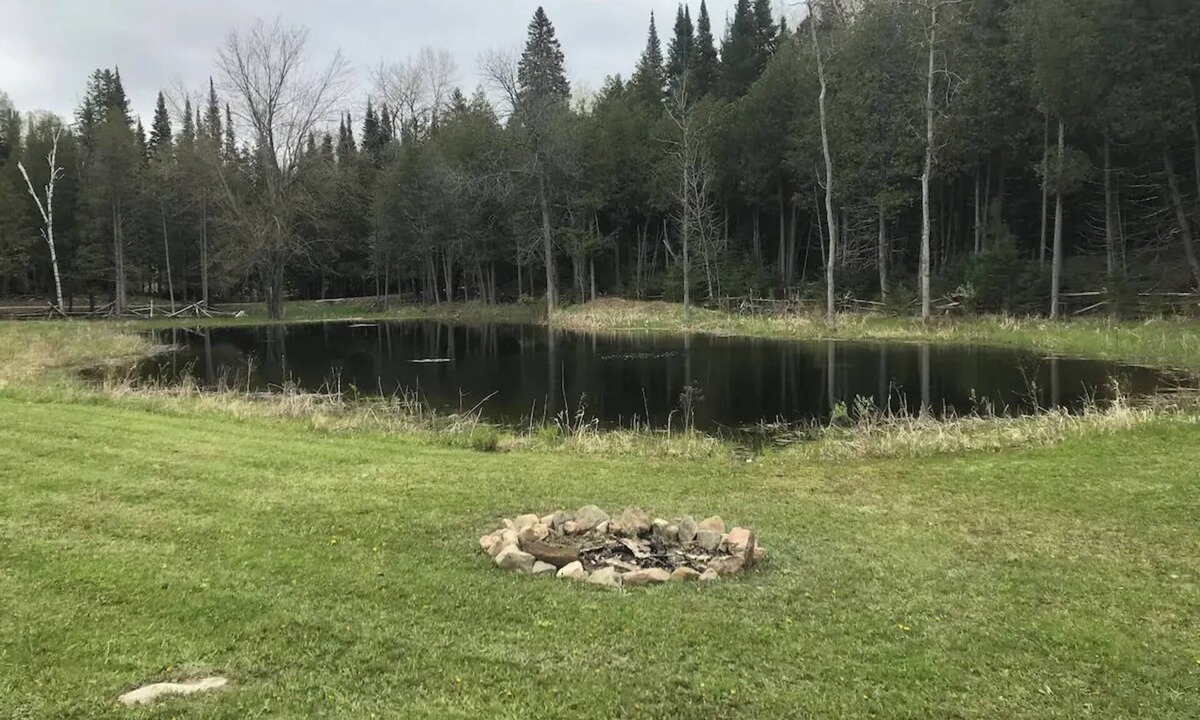 Balderson Apartment | Rest for your soul Peace Quiet Nature Secluded Cozy