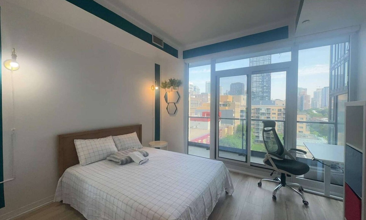Garden District Hotel | RivetStays | The Jarvis Elite Suite – Studio Suite
